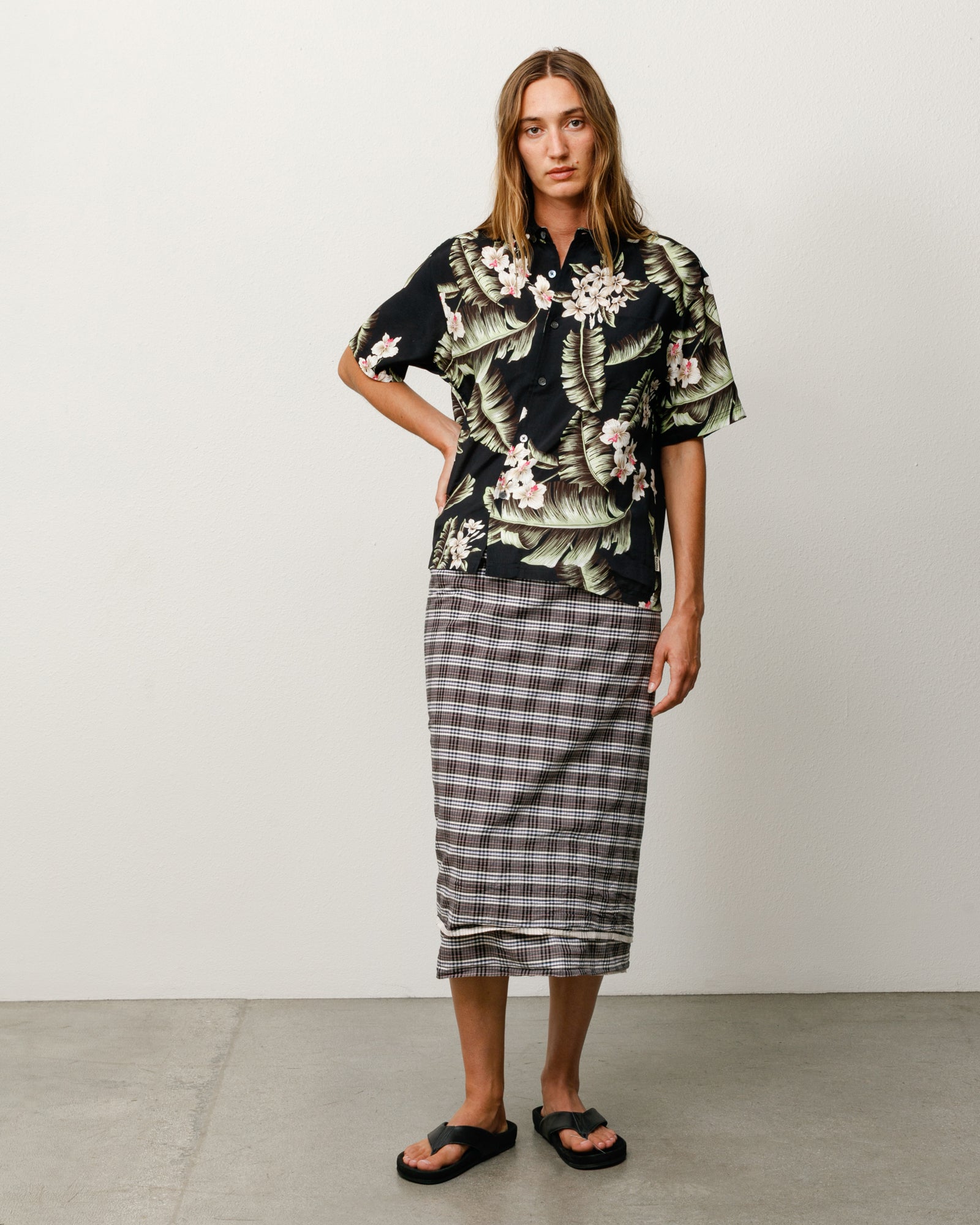 HAWAIIAN FLORAL SS SHIRT