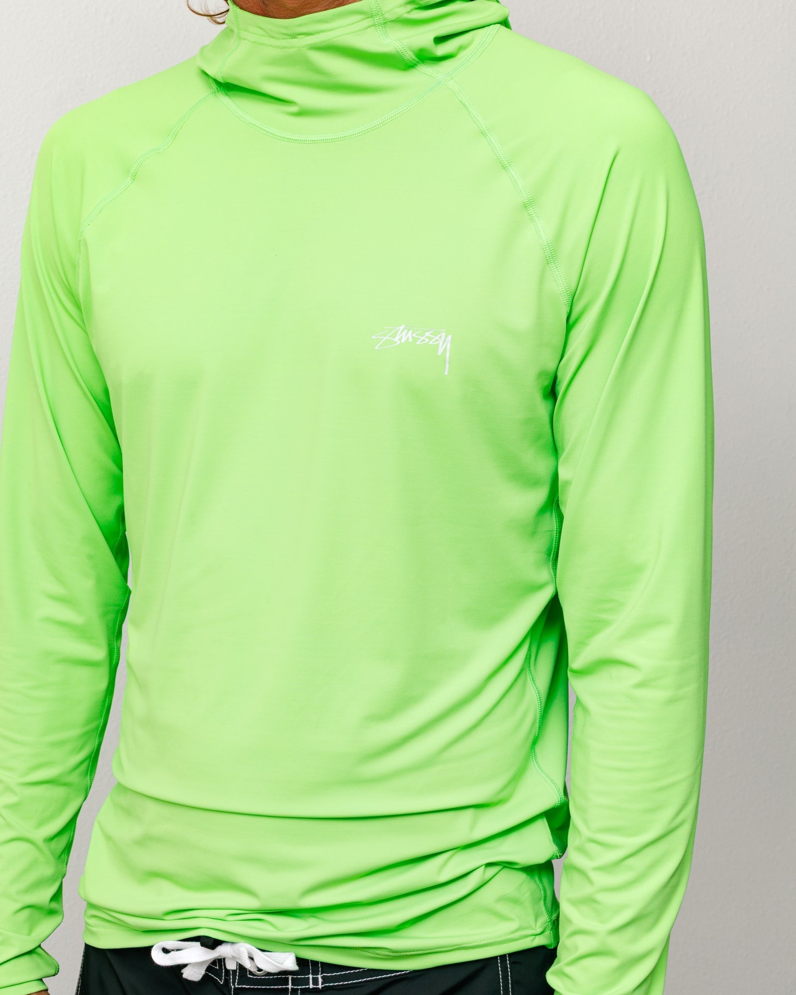 HOODED RASH GUARD