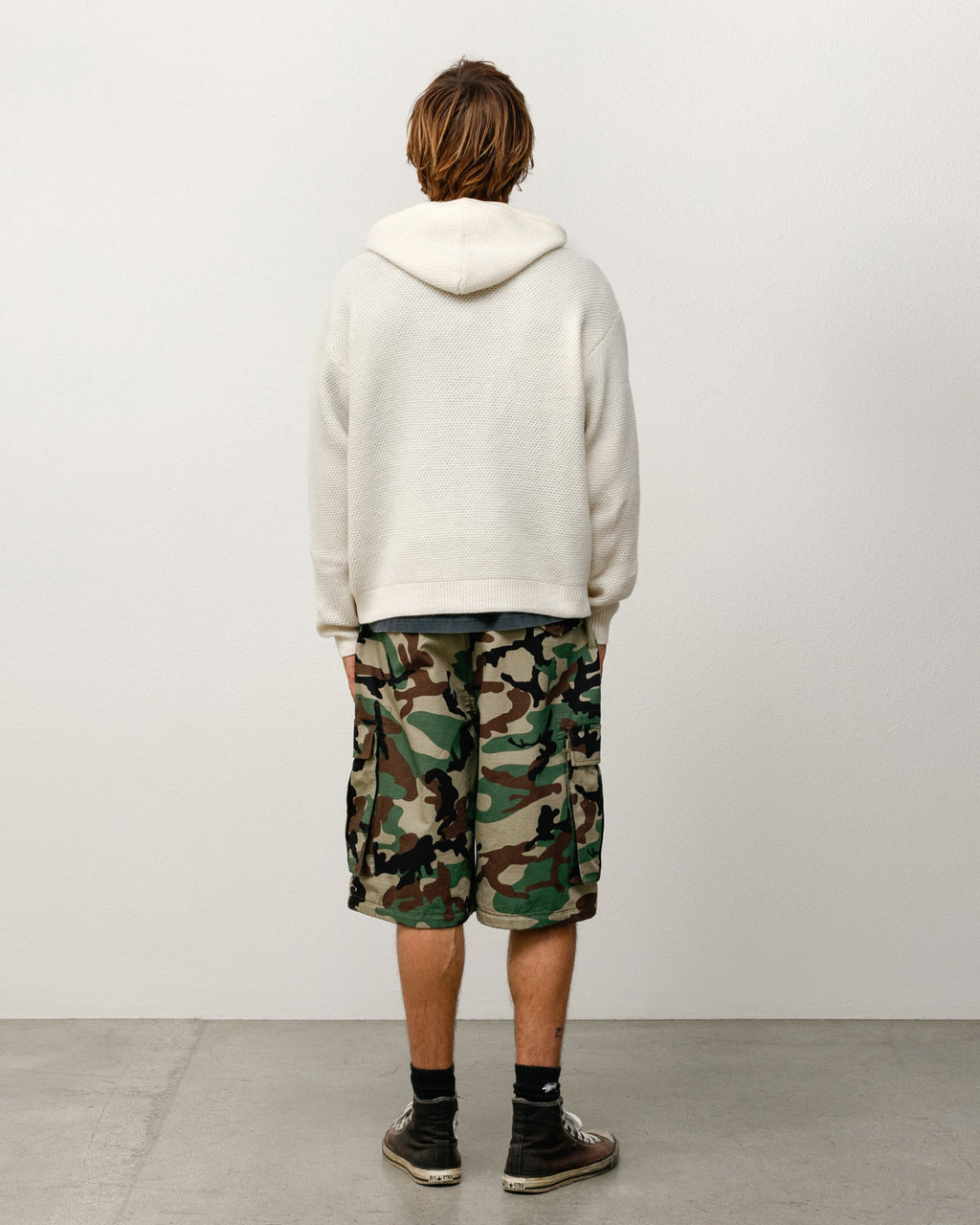 TEXTURED ZIP HOODED SWEATER