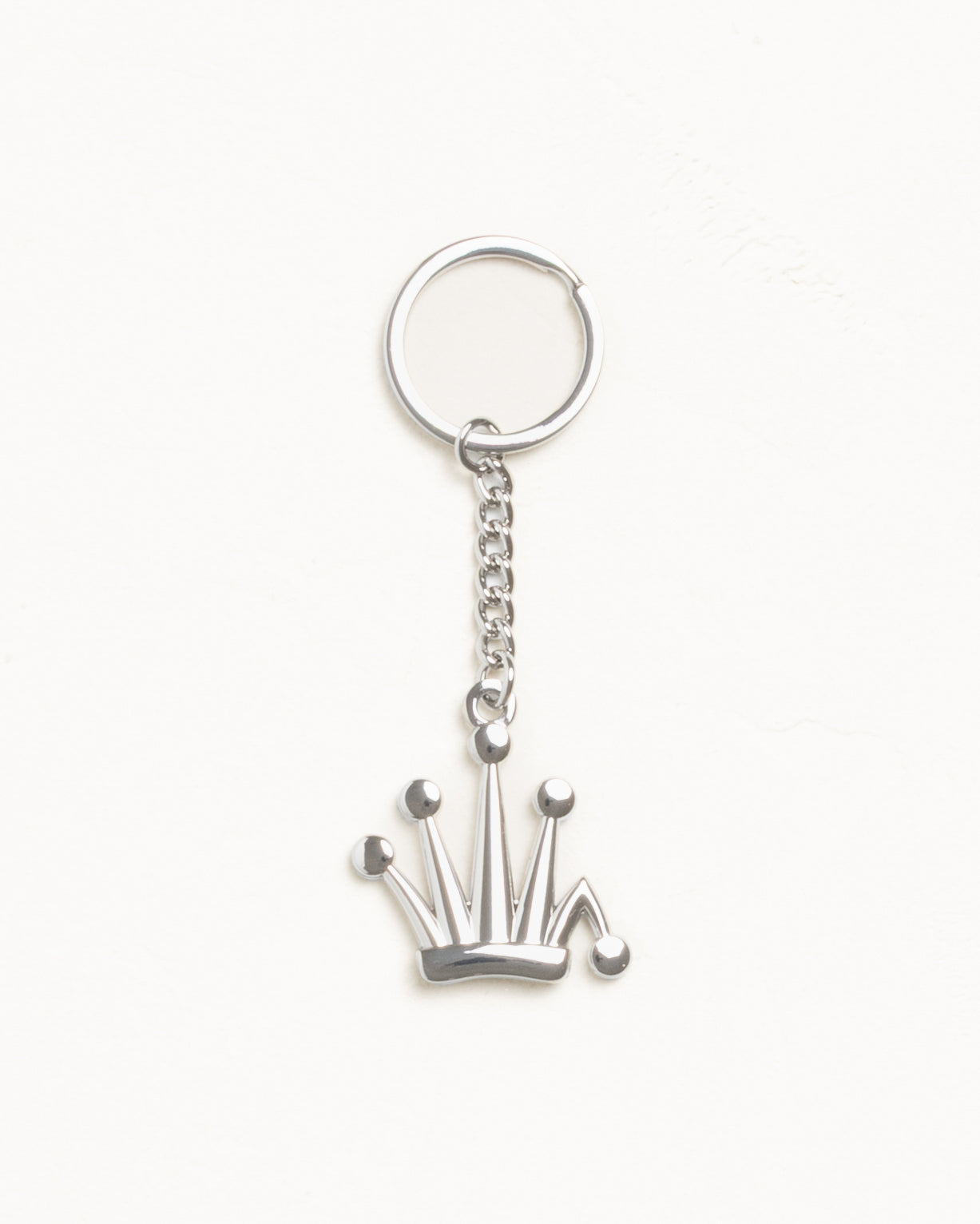 METAL BENT CROWN KEYCHAIN