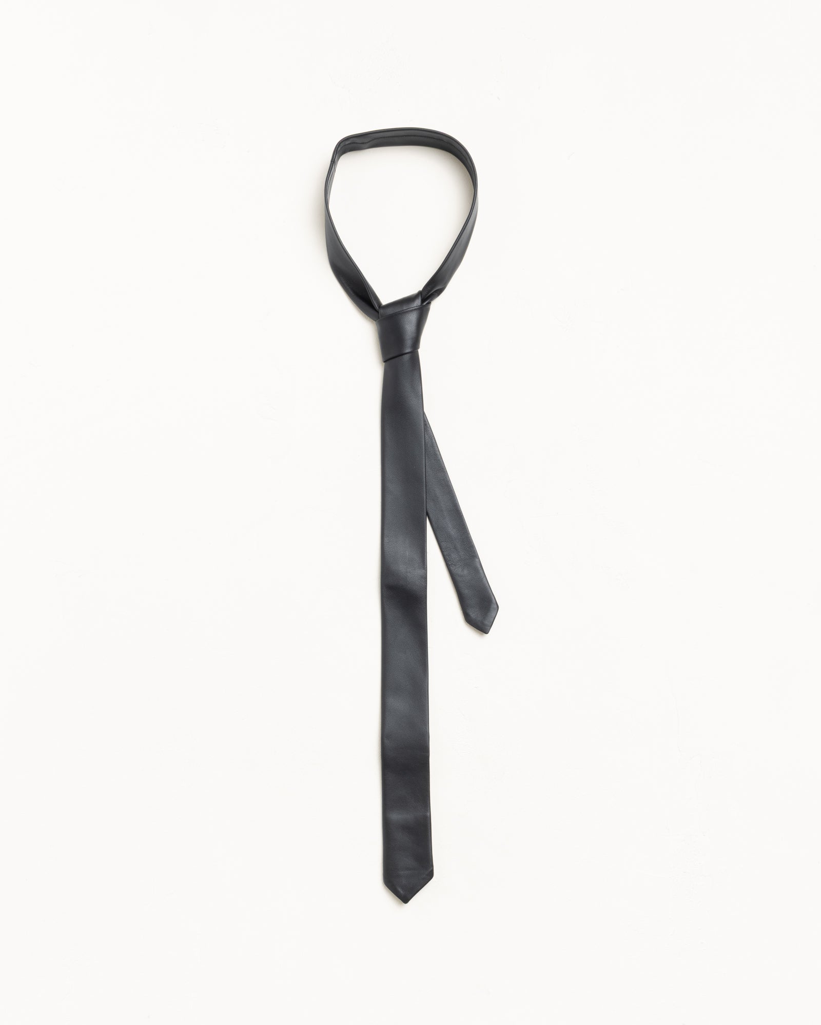LEATHER TIE