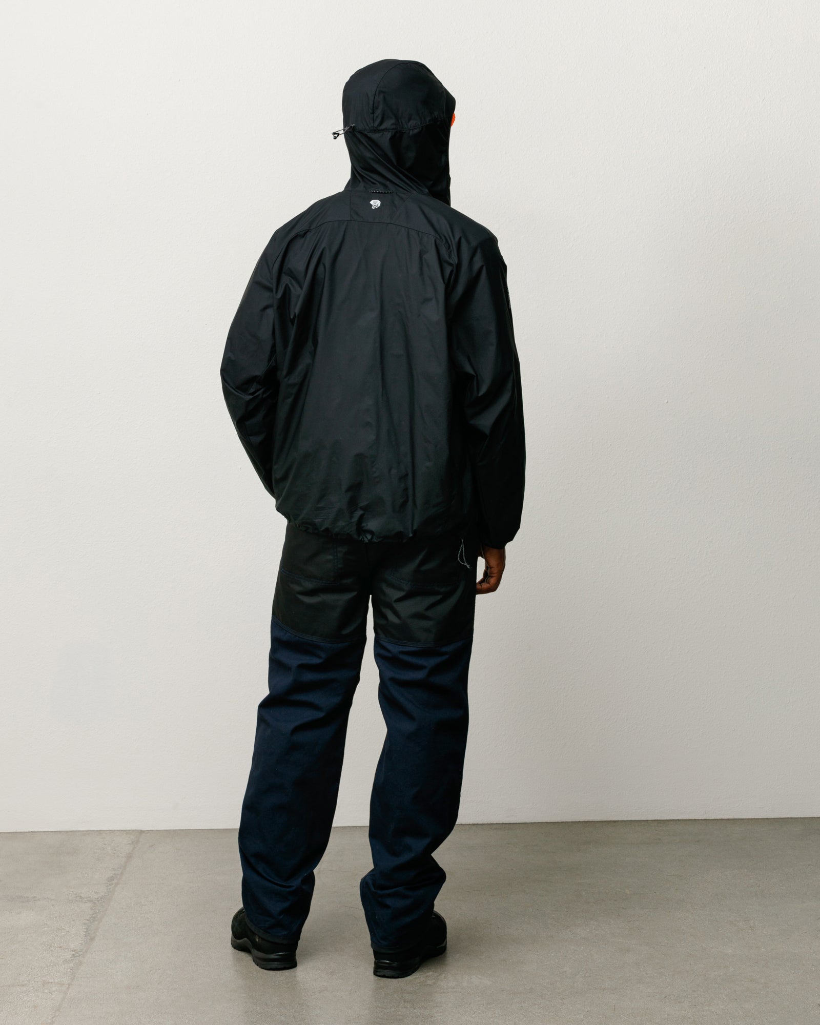 STÜSSY & MOUNTAIN HARDWEAR KOR AIRSHELL JACKET